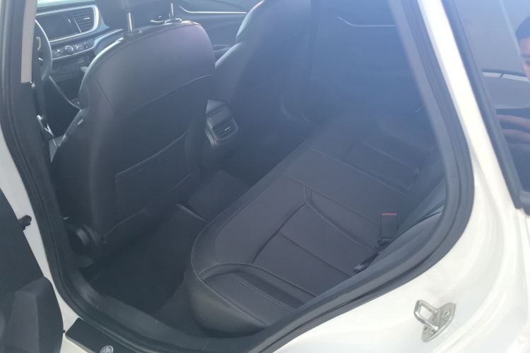 别克 英朗 2019款 18T 自动互联精英型 国VI中控内饰21