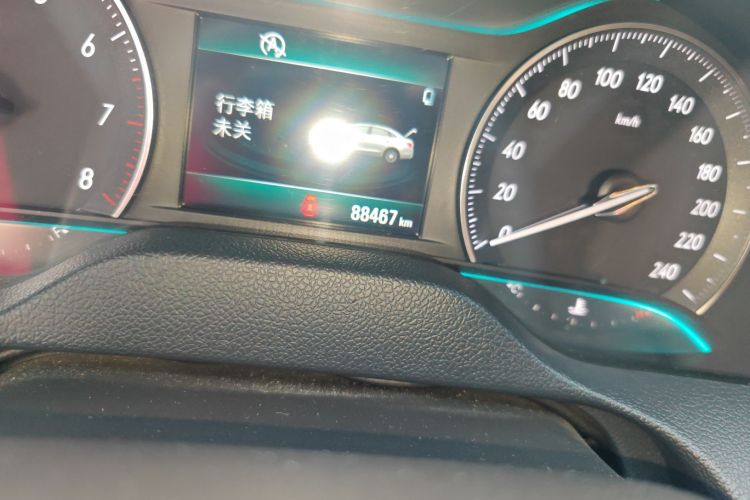 别克 英朗 2016款 15N 手动精英型中控内饰15