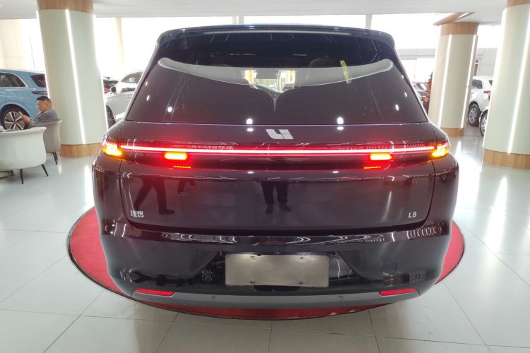 理想汽车 理想L8 2023款 Pro车身外观6