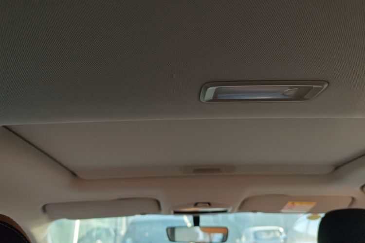 吉利汽车 帝豪 2025款 第4代 1.5L CVT旗舰型中控内饰22