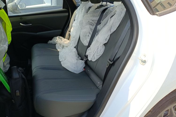 比亚迪 秦PLUS 2025款 DM-i 智驾版 55KM领先型中控内饰21