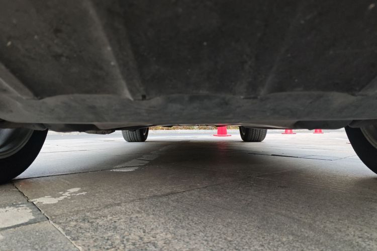 保时捷 2016款 Cayenne Platinum Edition 3.0T局部细节9008