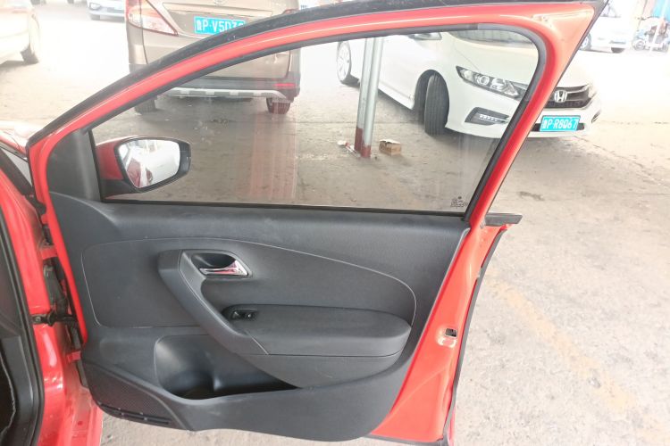 大众 Polo 2018款 1.5L 手动安驾型中控内饰42