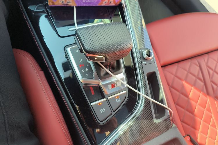 奥迪S4 2022款 S4 3.0TFSI中控内饰18