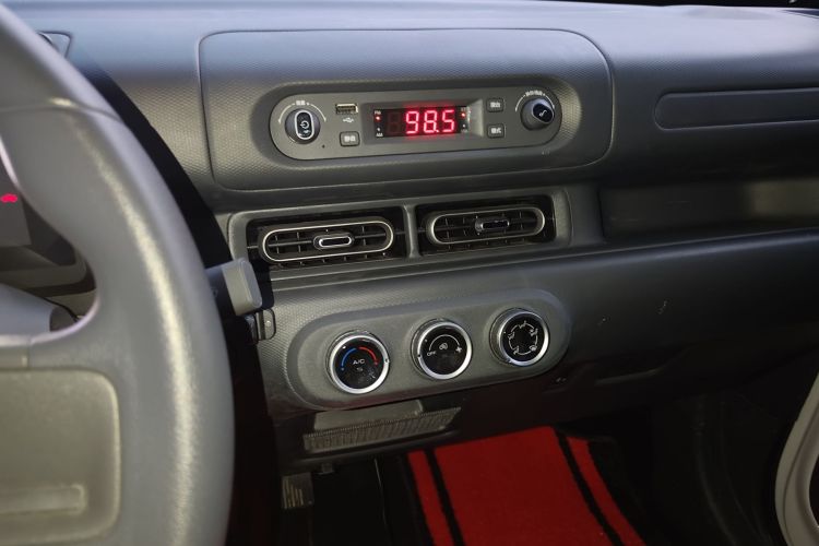 五菱汽车 五菱之光新能源 2025款 201km 标准型局部细节16