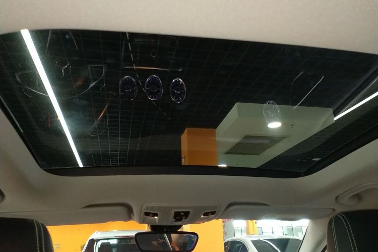 奔驰GLA 2019款 GLA 200 动感型局部细节22