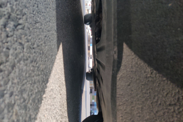 腾势D9 2022款 DM-i 970 四驱旗舰型局部细节9008