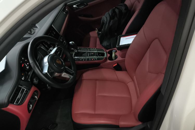 保时捷 2018款 Macan 2.0T中控内饰19