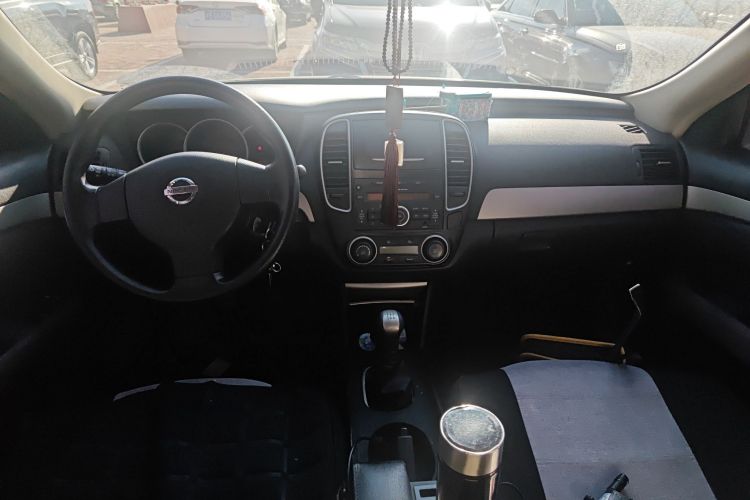 日产 轩逸 2016款 经典 1.6XE 手动领先版中控内饰12