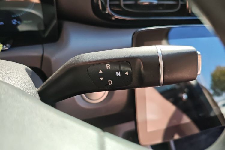 零跑汽车 零跑T03 2021款 400轻享版 磷酸铁锂中控内饰18