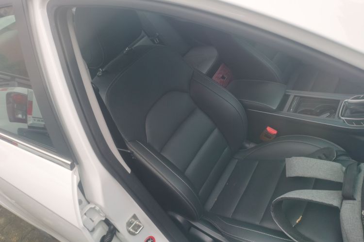 吉利汽车 帝豪 2019款 领军版 1.5L CVT向上互联型 国VI局部细节41