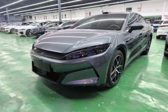 比亚迪 汉L 2025款 DM-p 四驱激光雷达旗舰型