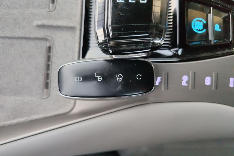 腾势N7 2024款 630 四驱智驾Ultra版中控内饰11