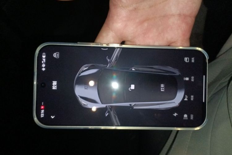 特斯拉 Model 3 2019款 标准续航后驱升级版中控内饰11