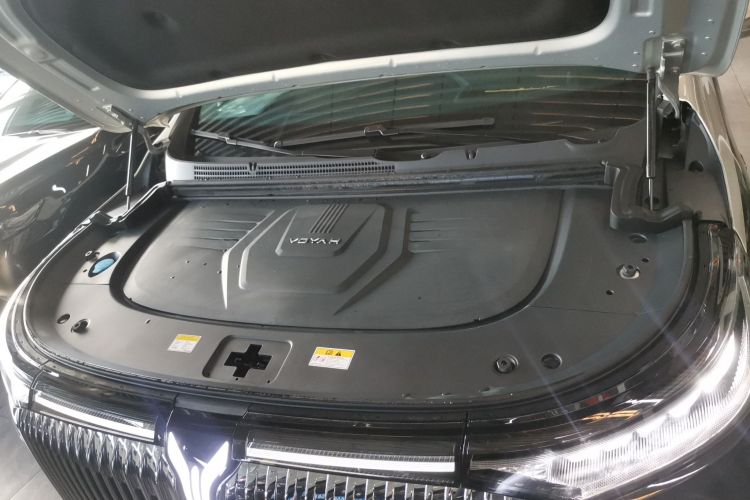 岚图汽车 岚图梦想家 2025款 PHEV 四驱旗舰乾崑版局部细节24