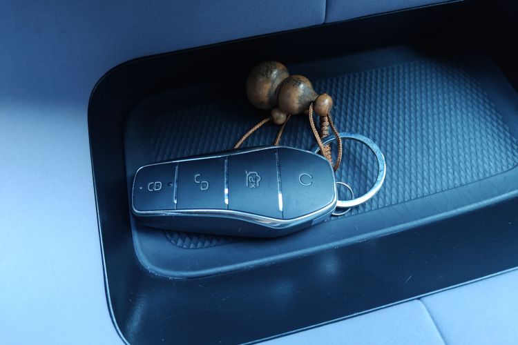 比亚迪 海豚 2021款 405km 时尚版中控内饰7001