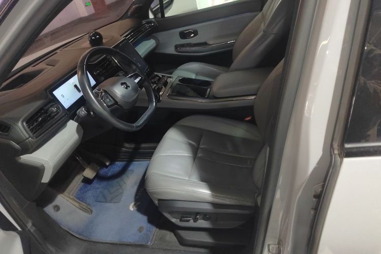 蔚来ES8 2020款 580KM 签名版 六座版局部细节19