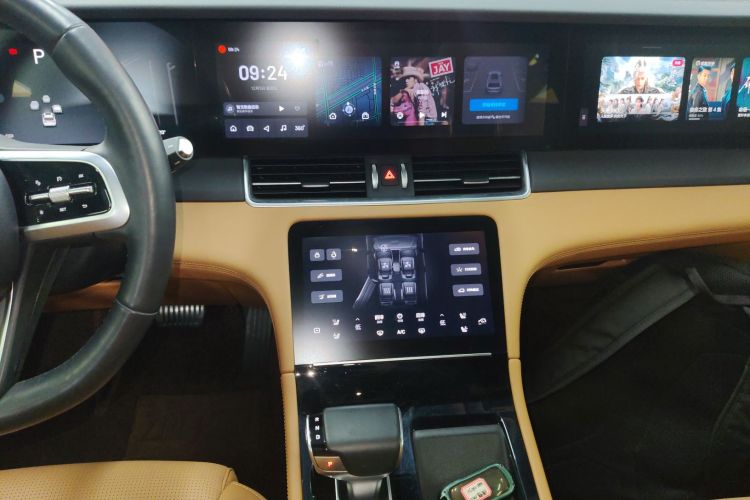 理想汽车 理想ONE 2021款 增程6座版中控内饰16