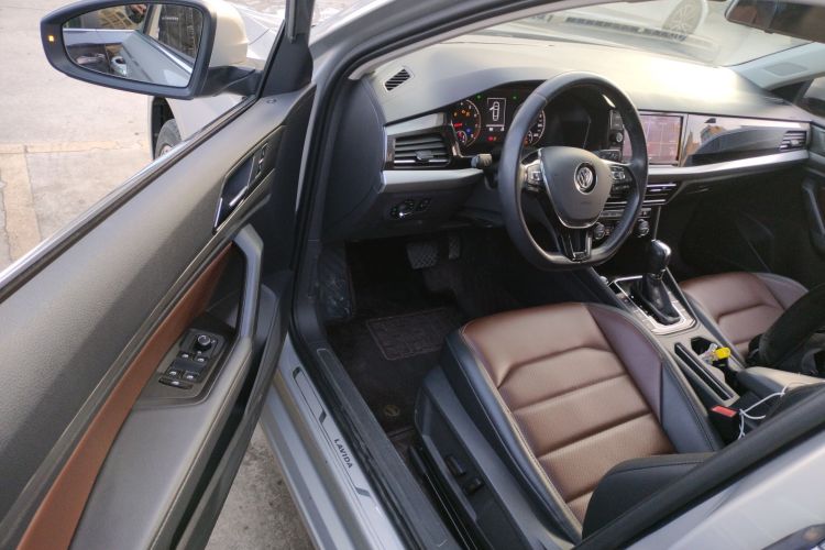 大众 朗逸 2019款 280TSI DSG豪华版 国VI中控内饰20