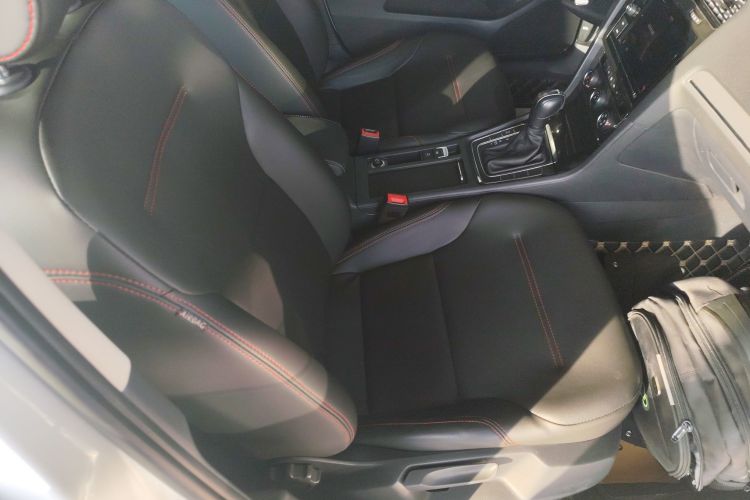 大众 高尔夫 2019款 280TSI DSG舒适型 国VI局部细节41