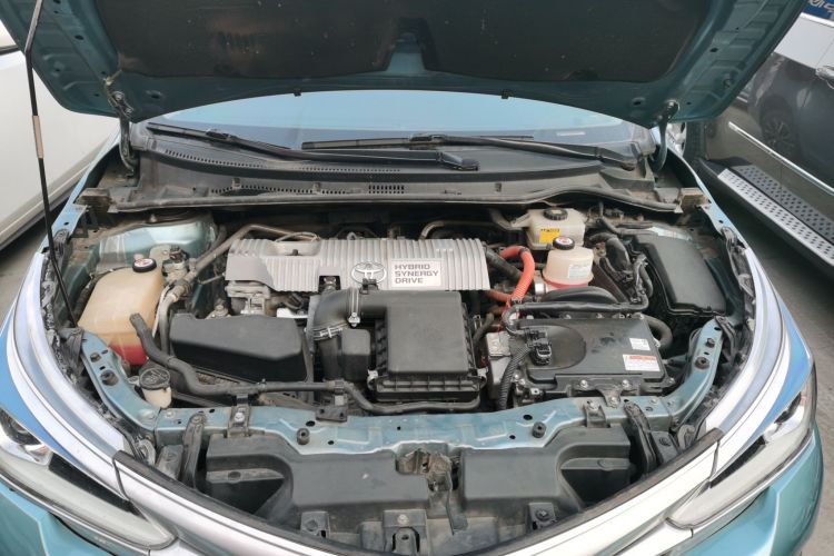 丰田 卡罗拉 2017款 改款双擎 1.8L E-CVT精英版机舱底盘24