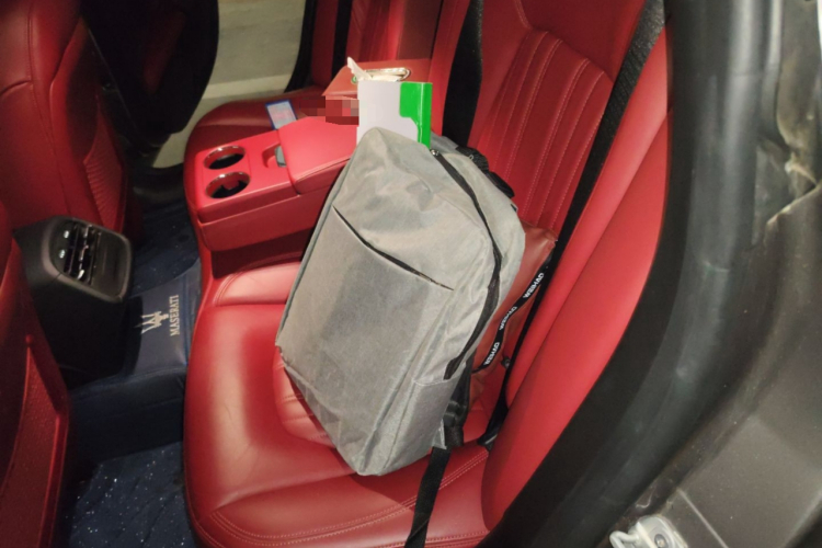 玛莎拉蒂 Ghibli 2021款 2.0T 锋芒版中控内饰21