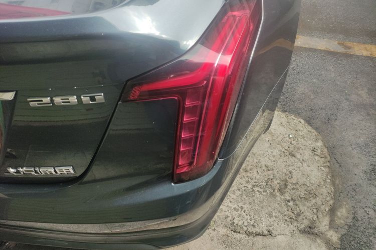 凯迪拉克CT5 2021款 改款 28T 豪华型车身外观9