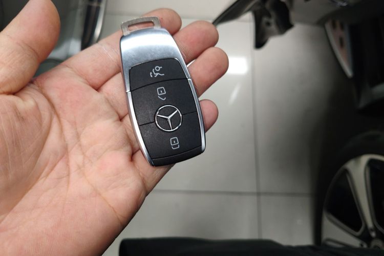 奔驰GLC 2021款 GLC 300 L 4MATIC 豪华型中控内饰11