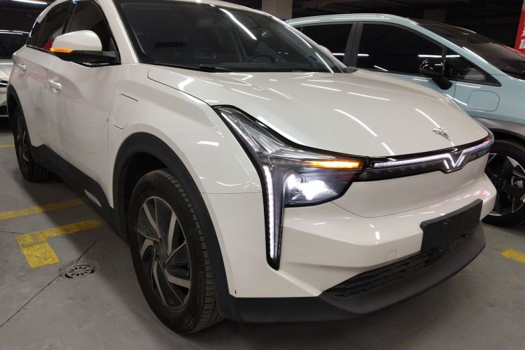 哪吒汽车 哪吒U 2021款 改款 Pro 400 行业定制版车身外观3