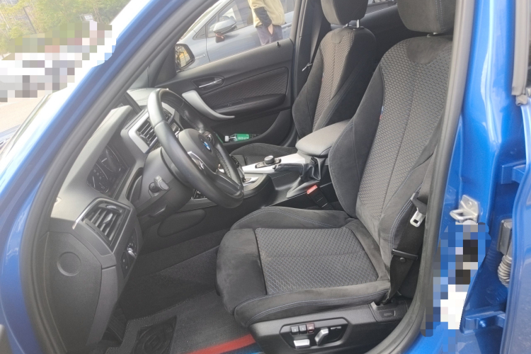 宝马1系(进口) 2018款 120i M运动套装中控内饰19