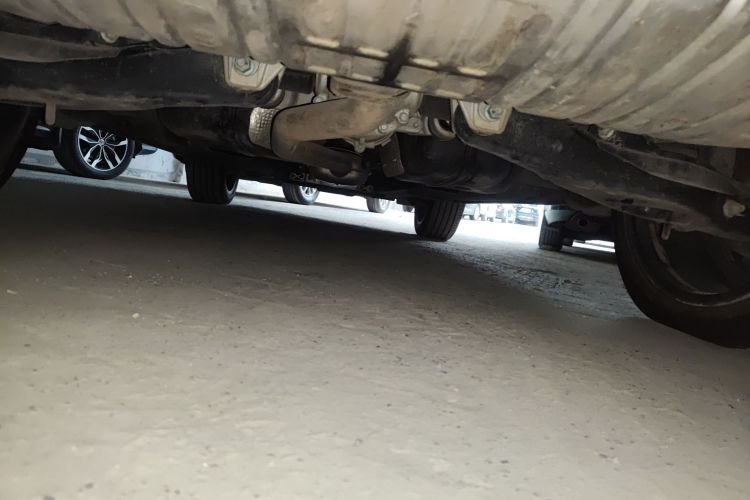 红旗HS5 2023款 2.0T 四驱旗享Pro版局部细节9009