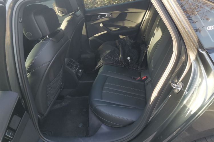 奥迪A4L 2024款 40 TFSI 豪华动感型中控内饰7004