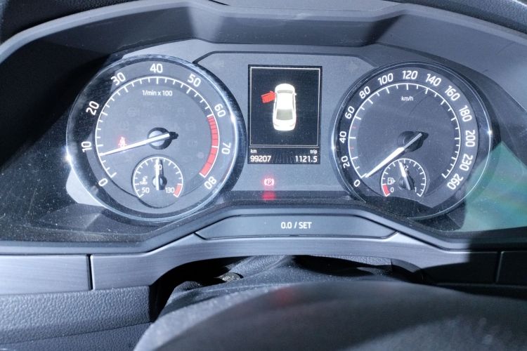 斯柯达 速派 2016款 TSI330 DSG创行版中控内饰15