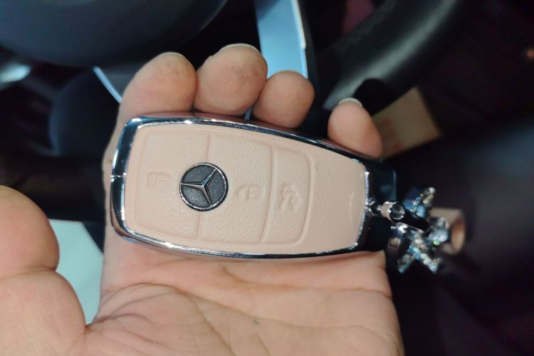 奔驰C级 2020款 改款 C 260 L 运动版中控内饰11