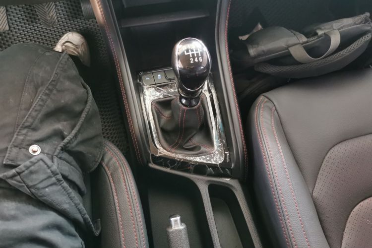 江汽集团 瑞风S3 2018款 定制版 1.5L 手动豪华智能型中控内饰18