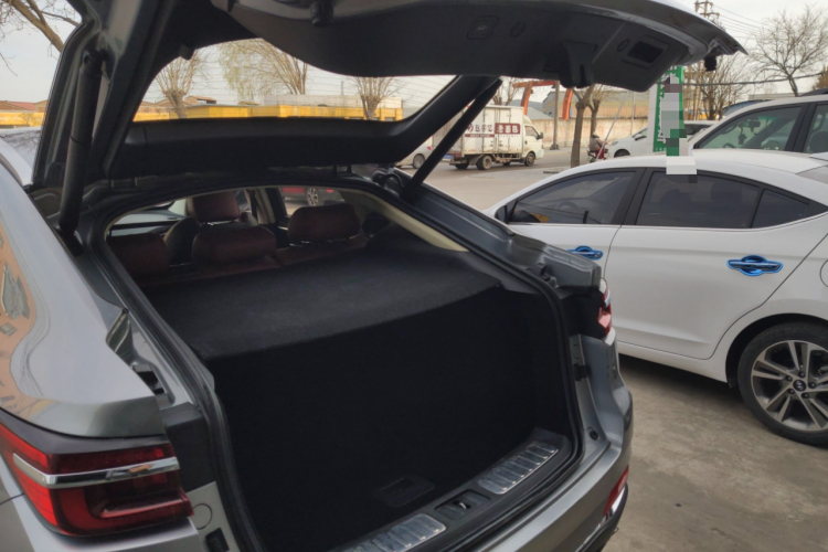 长安CS85 COUPE 2019款 1.5T DCT品版 国VI机舱底盘23