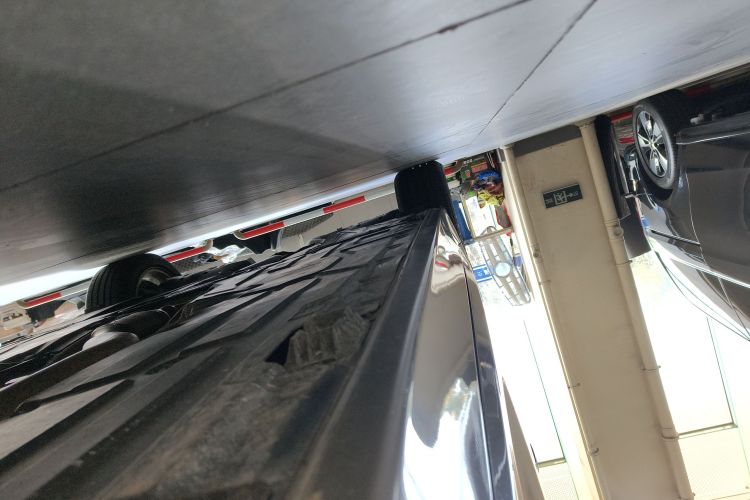 宝马3系 2016款 320i 时尚型局部细节9001