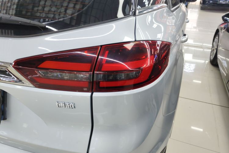 吉利汽车 博越 2018款 1.8TD 自动两驱智雅型车身外观9