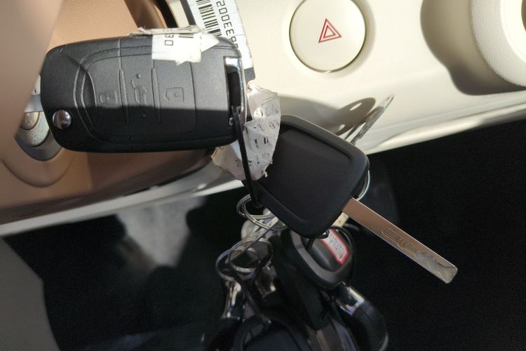 五菱汽车 宏光MINIEV 2024款 第三代 215km 青春版中控内饰11