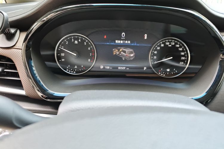 别克GL8 2021款 陆上公务舱 652T 豪华型中控内饰15