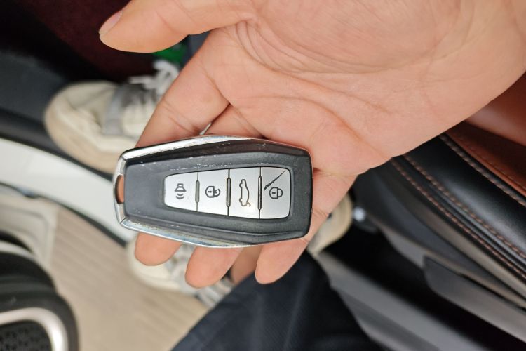 吉利汽车 远景X6 2020款 1.4T CVT尊贵型中控内饰11