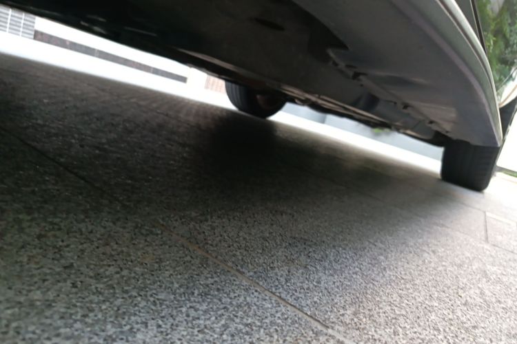 奔驰GLE 2015款 GLE 400 4MATIC局部细节9004