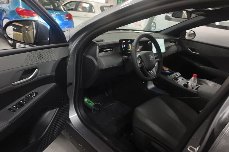 比亚迪 秦PLUS 2025款 DM-i 智驾版 55KM领先型中控内饰20