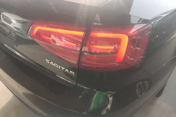 大众 速腾 2018款 1.6L 自动舒适型车身外观6006