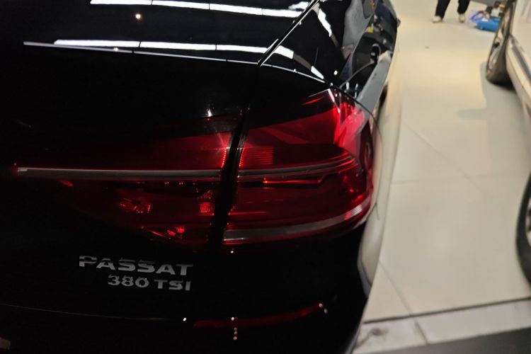 大众 帕萨特 2017款 380TSI DSG旗舰版车身外观6006