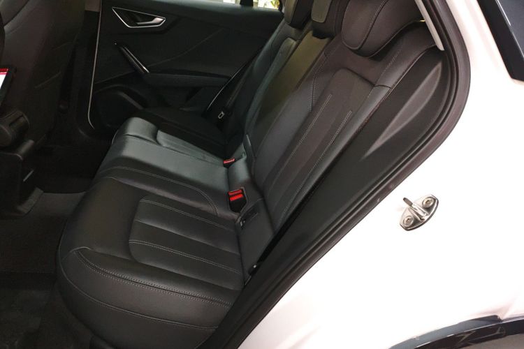 奥迪Q2L 2024款 35TFSI 时尚致雅型中控内饰21