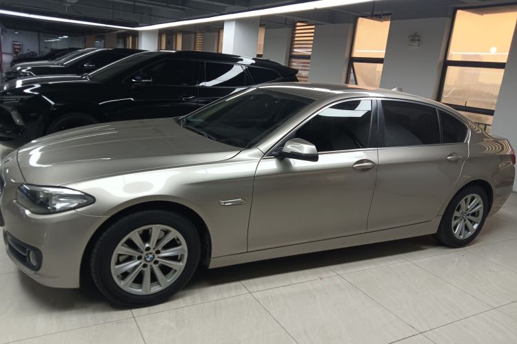 宝马5系 2014款 520Li 典雅型车身外观4