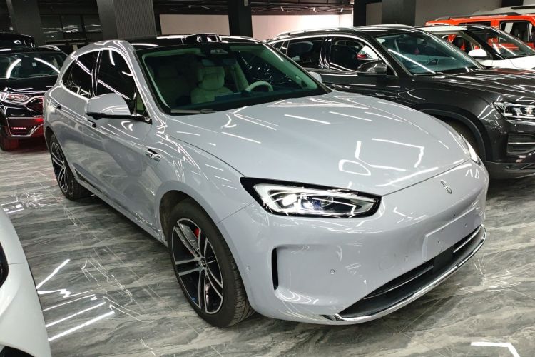 鸿蒙智行 问界M5 2025款 纯电  Ultra 后驱版车身外观3