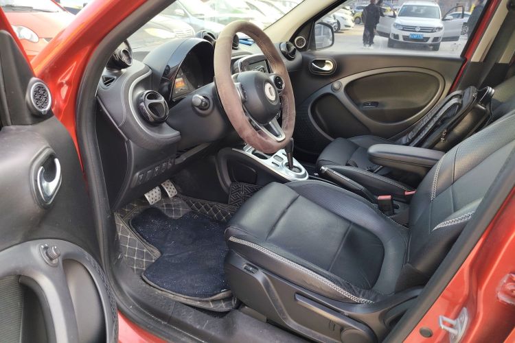 博速 smart forfour 2017款 BRABUS Xclusive中控内饰19