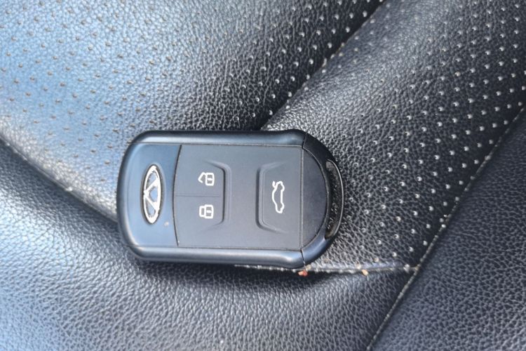 奇瑞 瑞虎5 2016款 1.5T 手动家悦信赖版中控内饰7001